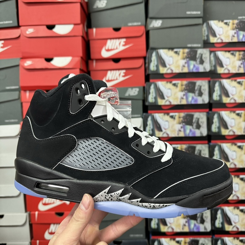Jordan 5 Sneakers 9