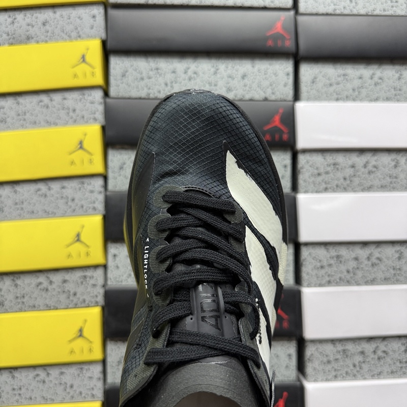 Adizero Adios 4M 5