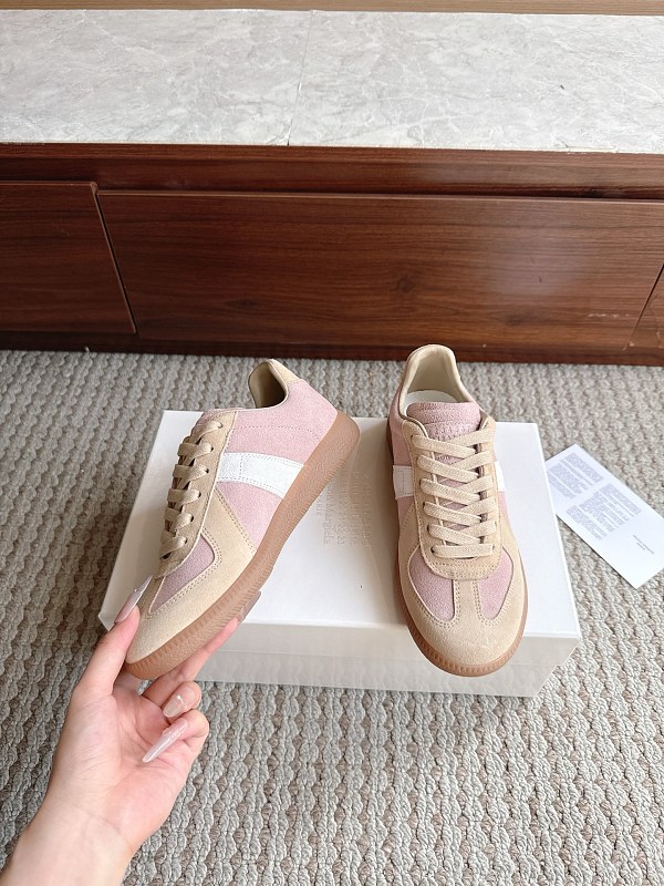 Maison Margiela MM6 Apparel 6