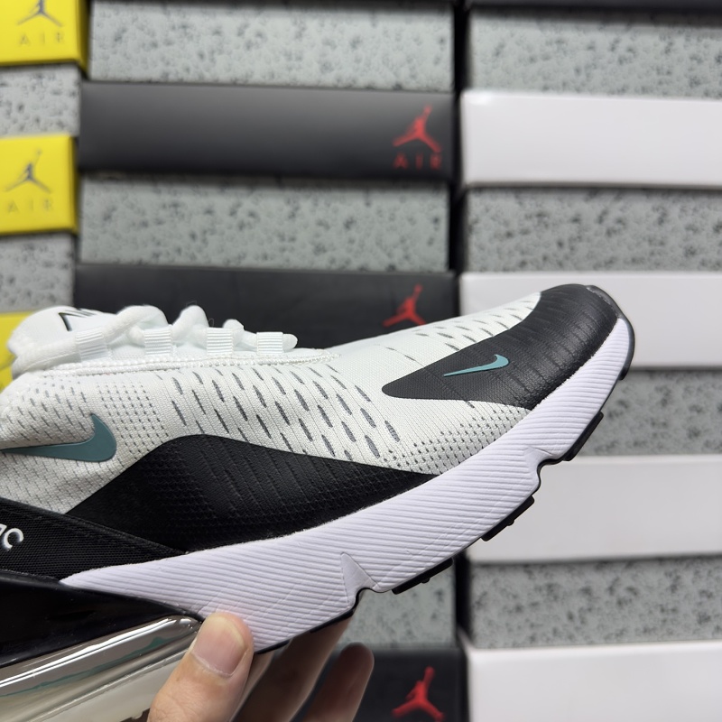 Air Max 270 7