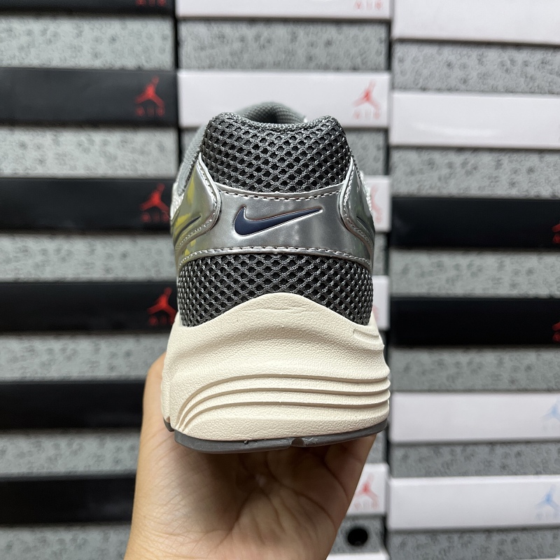 Nike Vomero 3