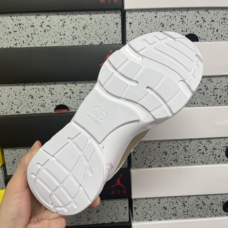 Dior B22 Sneakers 2