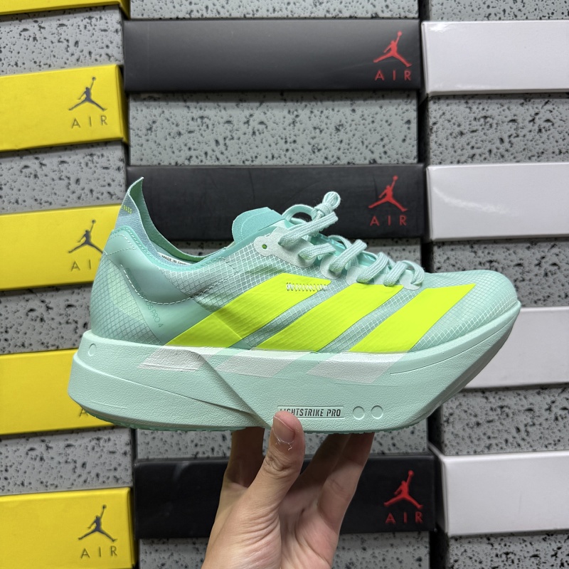 Adizero Adios 4M 9