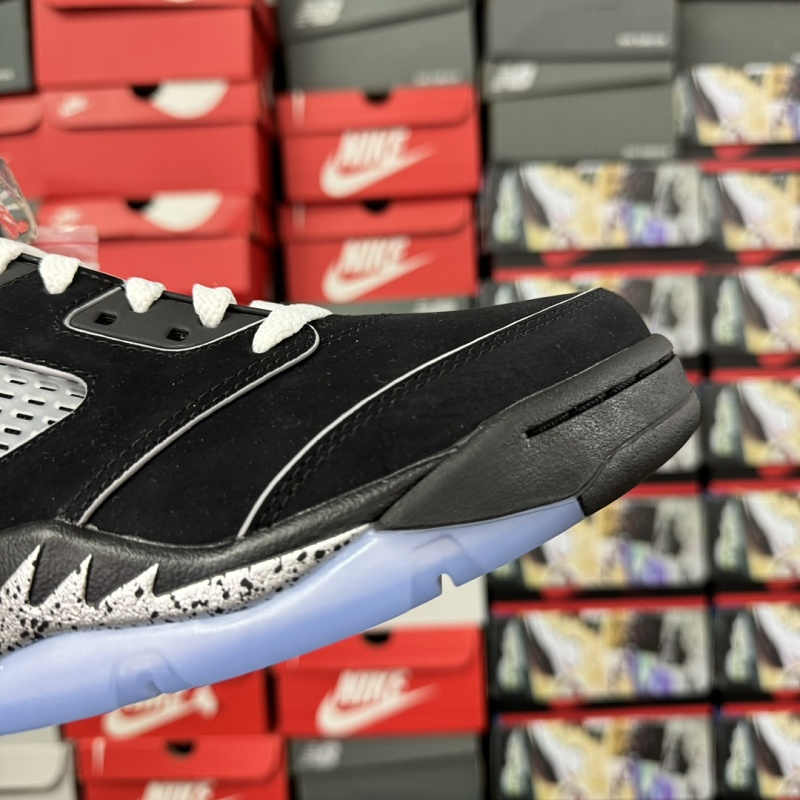 Jordan 5 Sneakers 6