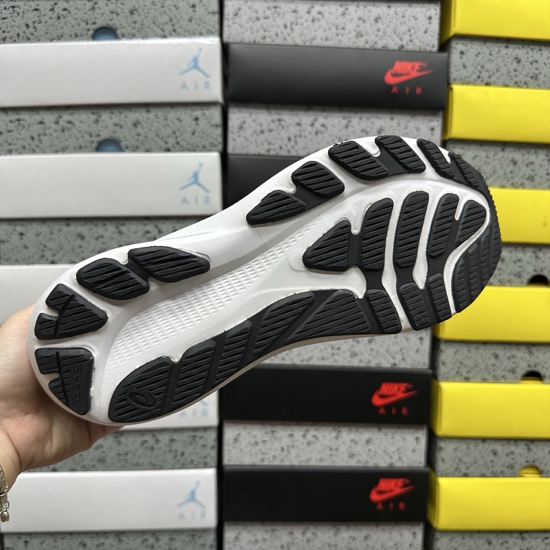 Asics GT-2000 12 Sneakers · 2
