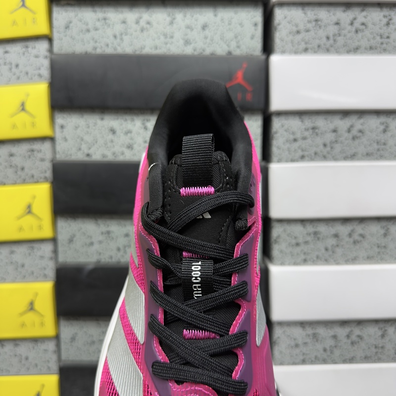 Adizero Ubersonic 5 M 4