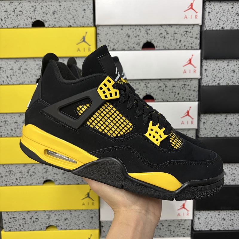 Jordan 4 Sneakers 3
