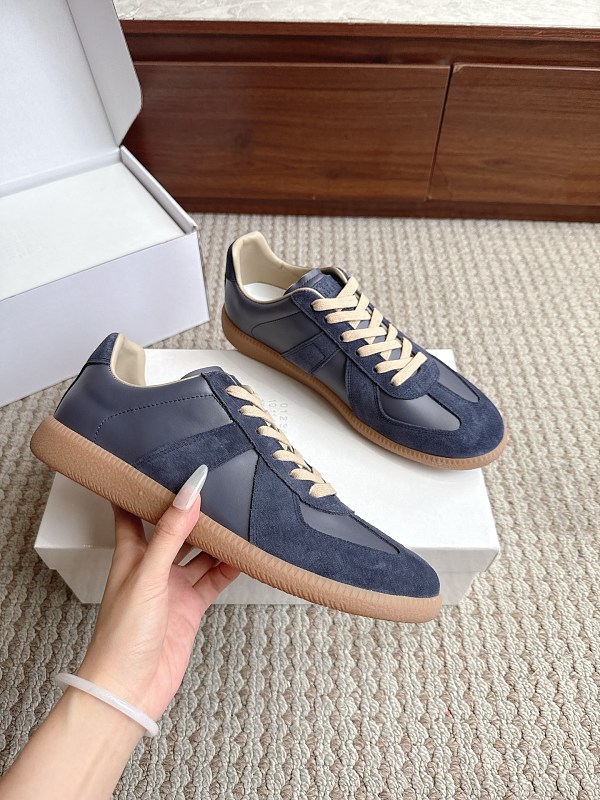 Maison Margiela MM6 Sneakers · 4