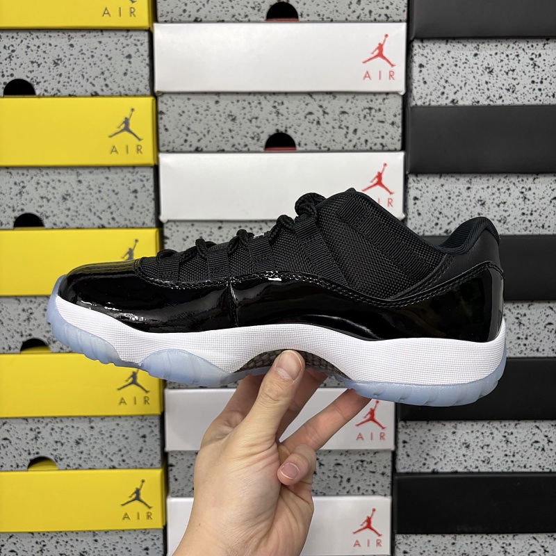 Jordan 11 Sneakers 4
