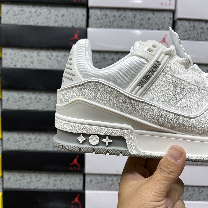 Trainer · 6