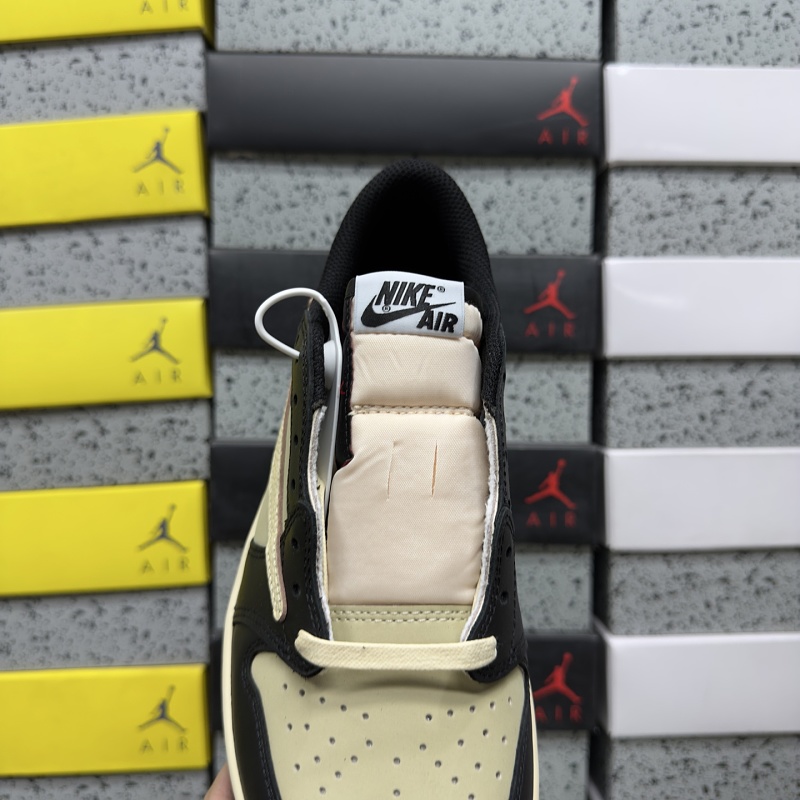 Travis Scott Reverse Swoosh Sneaker 5