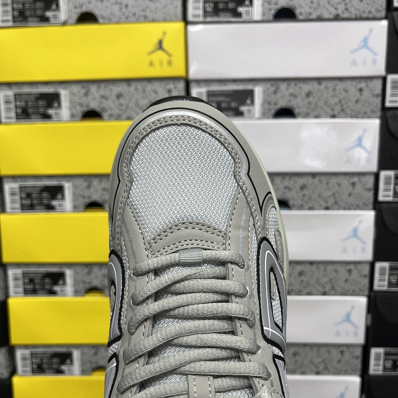 Dior B30 Sneakers · Grey White 7