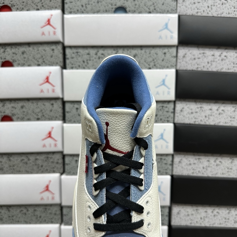 Jordan 3 Sneakers 4