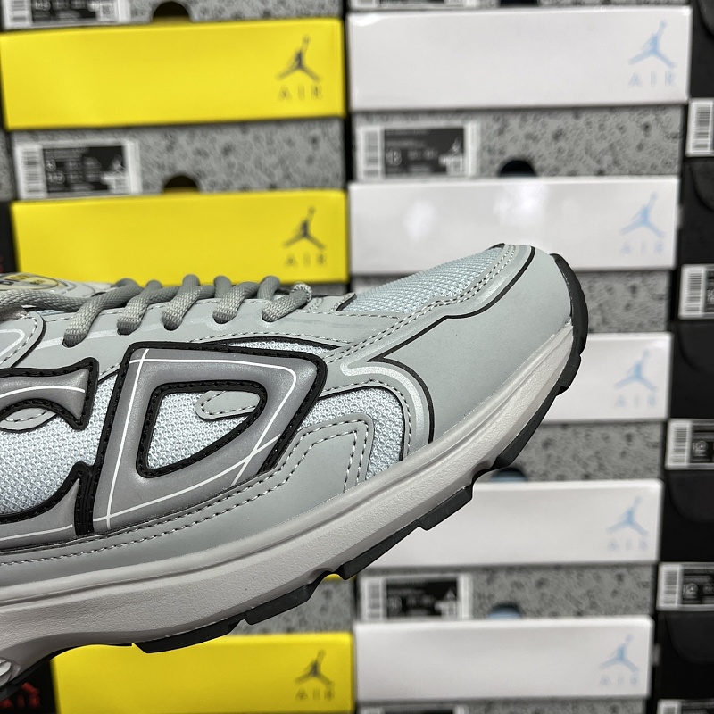 Dior B30 Sneakers 8