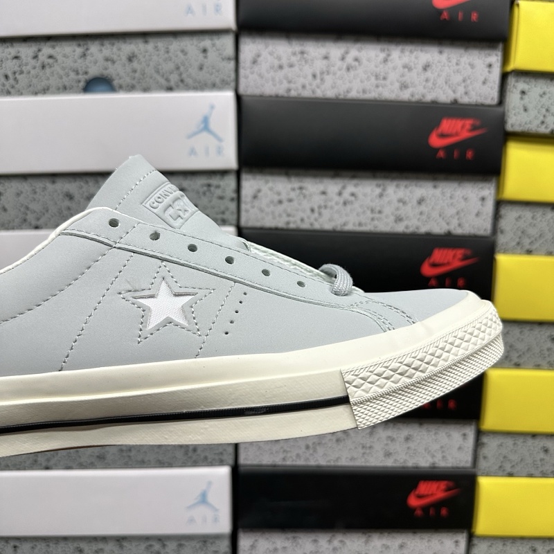 Converse Chuck Taylor Sneakers 5