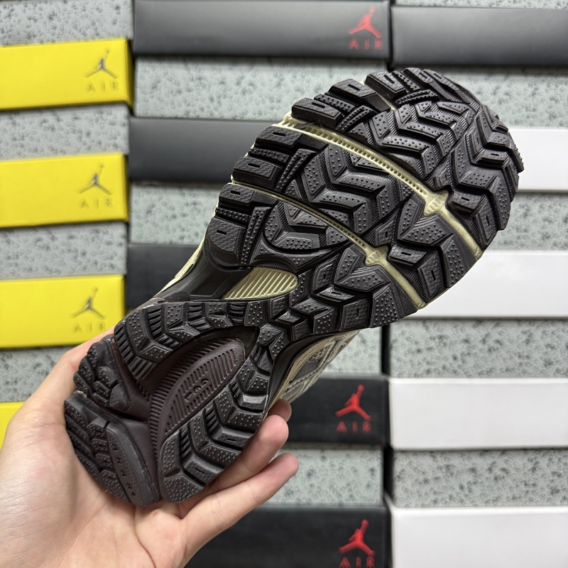 Gel-Kahana 8 1012B695-020 · 2