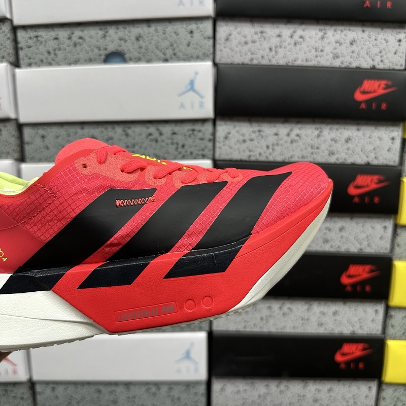 Adizero Adios 4M 6