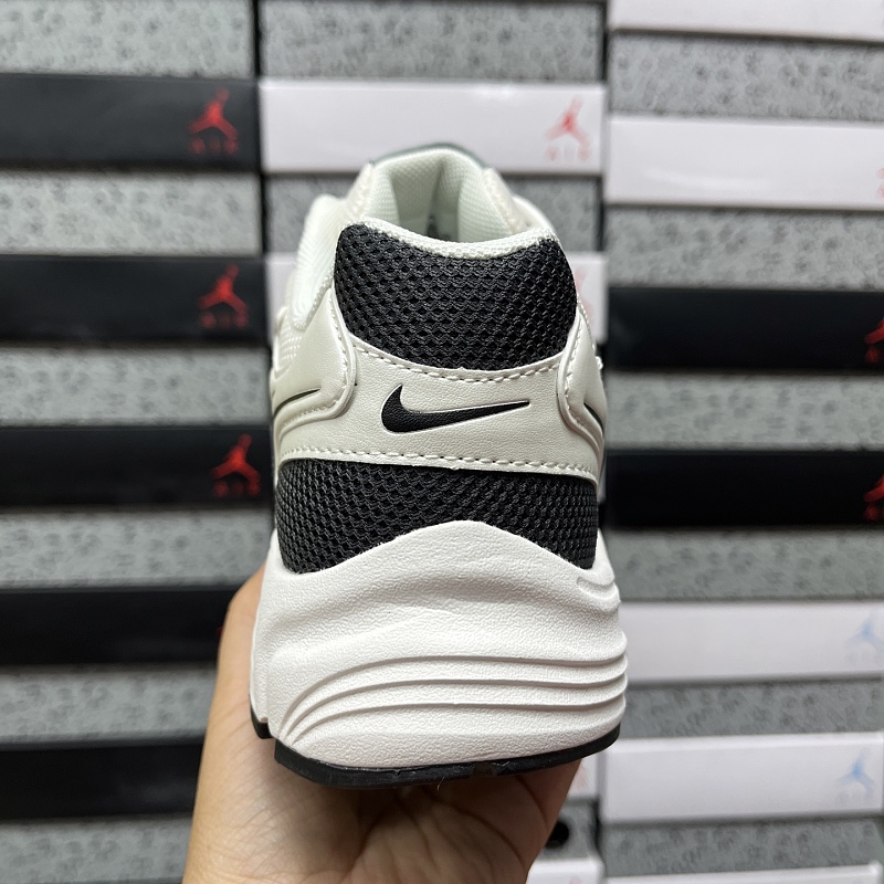 Nike Vomero 3
