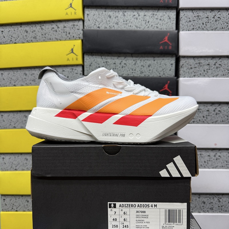 Adizero Adios 4M 8