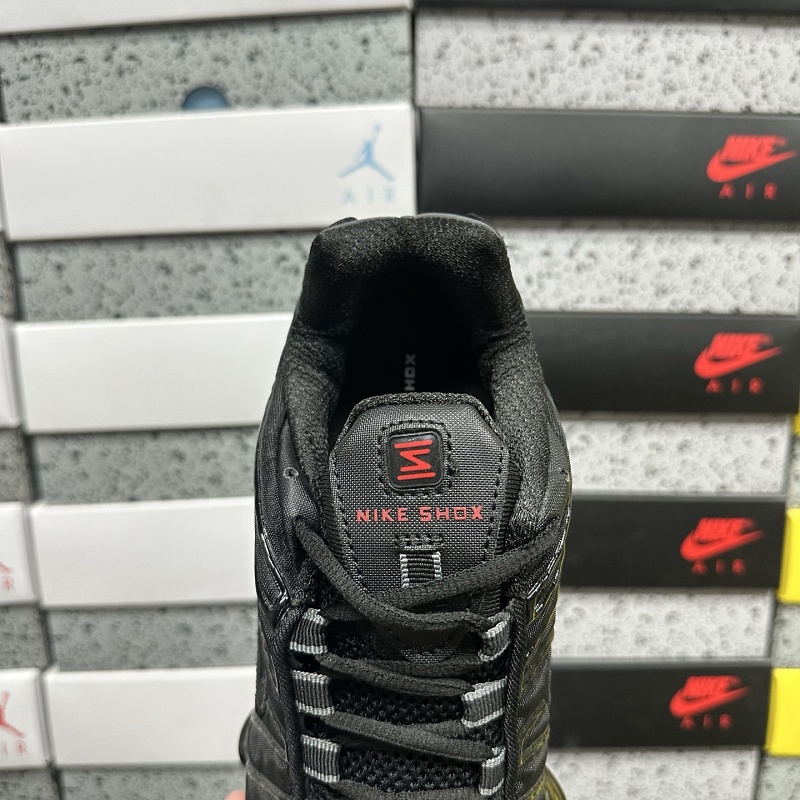 Shox Tl · 4