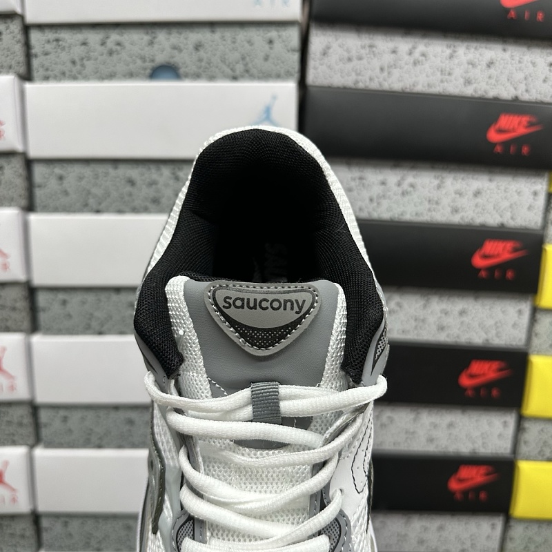 Omni9 · 4