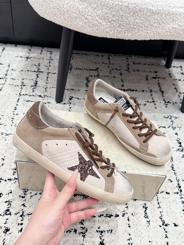 Ggdb Golden Goose Deluxe Brand · 5