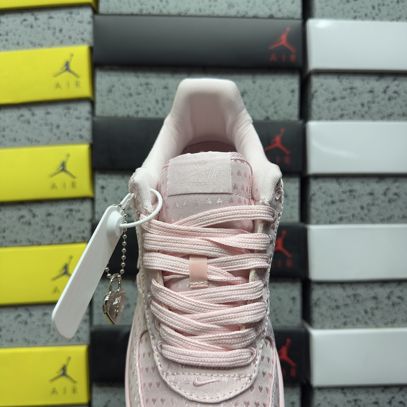 Air Force1 · 5