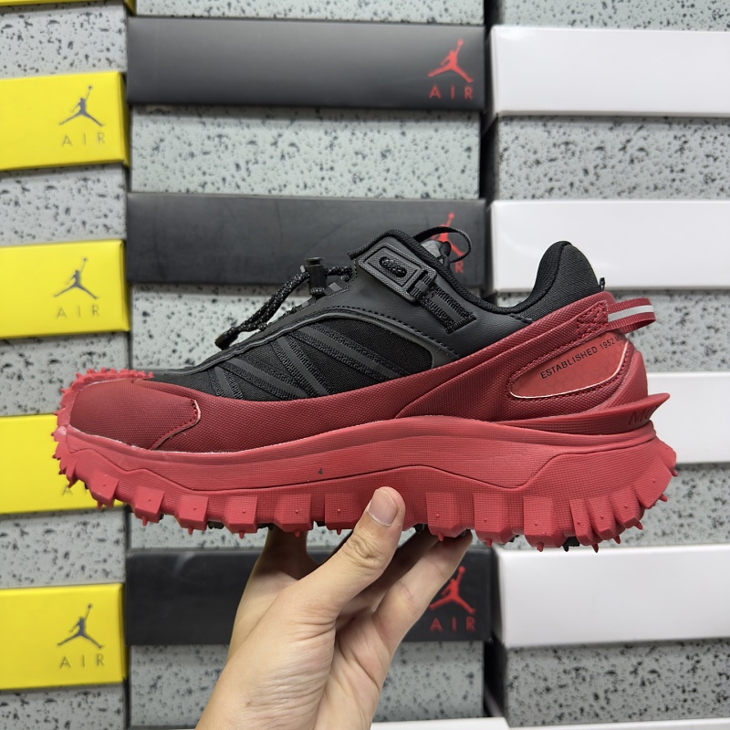 300 Trailgrip Gore-Tex P49 · 3