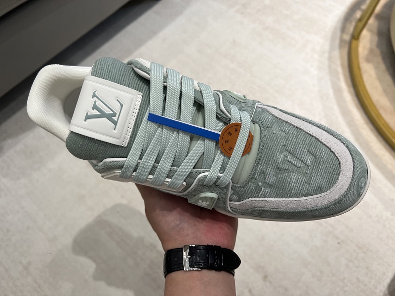 1V Trainer 32 8
