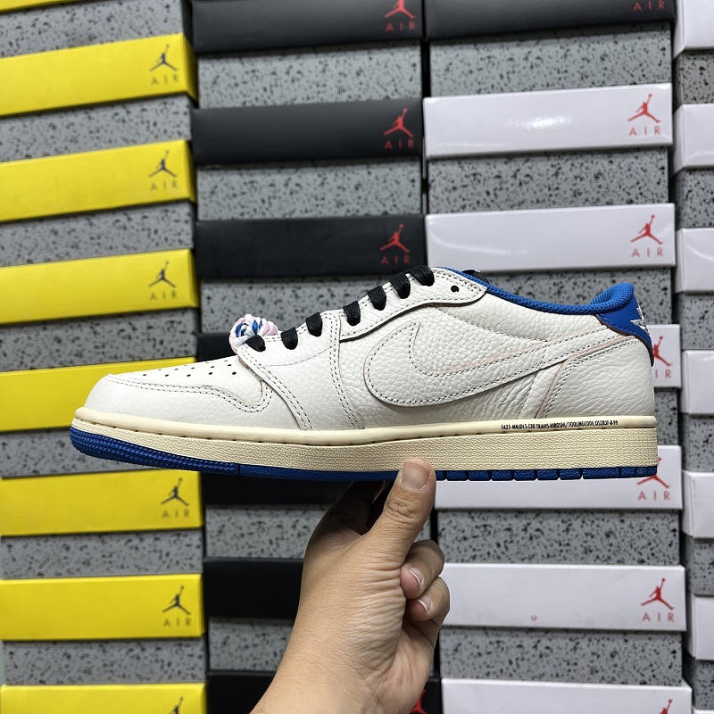 Jordan 1 Sneakers · 2