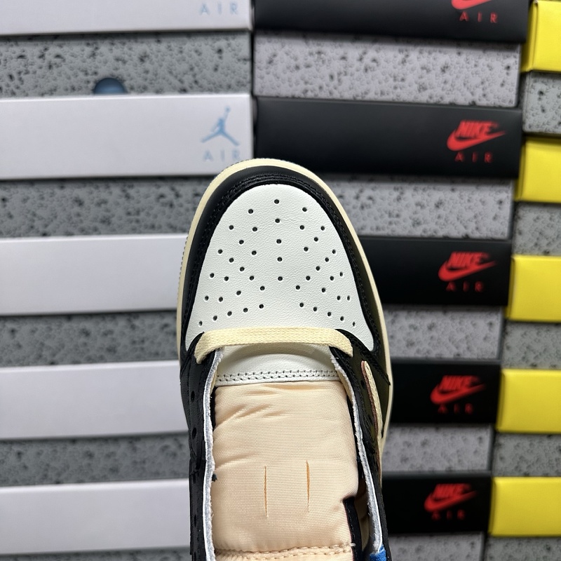 Jordan 1 Sneakers 8