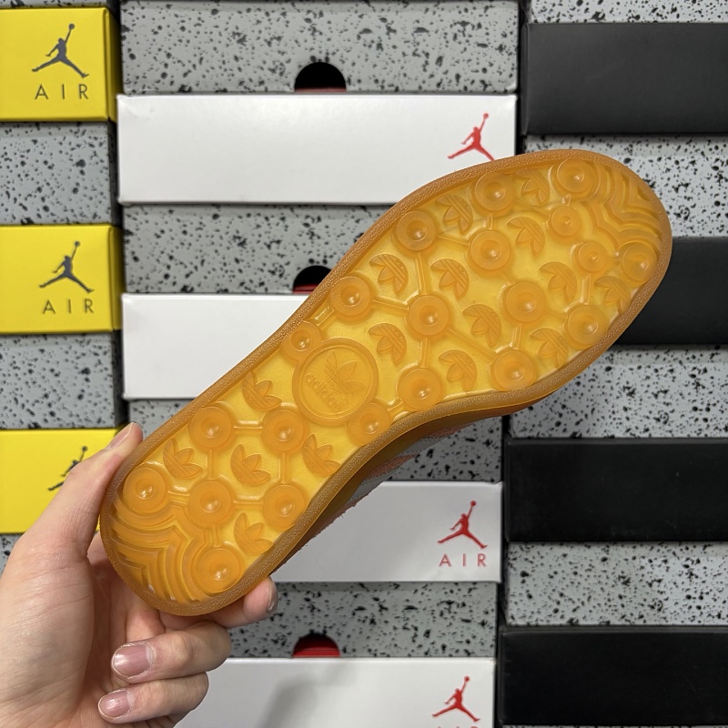Gazelle Indoor 3