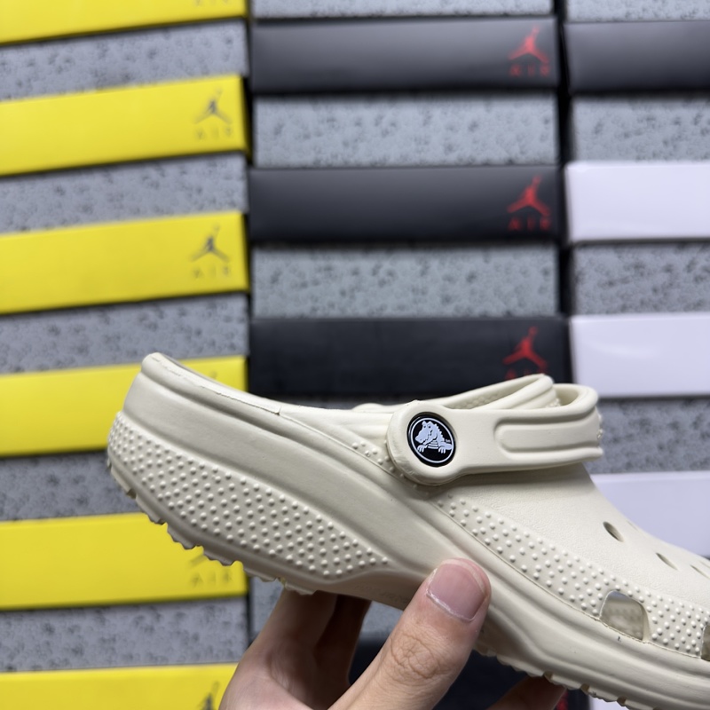 Crocs M3-m11 · 6