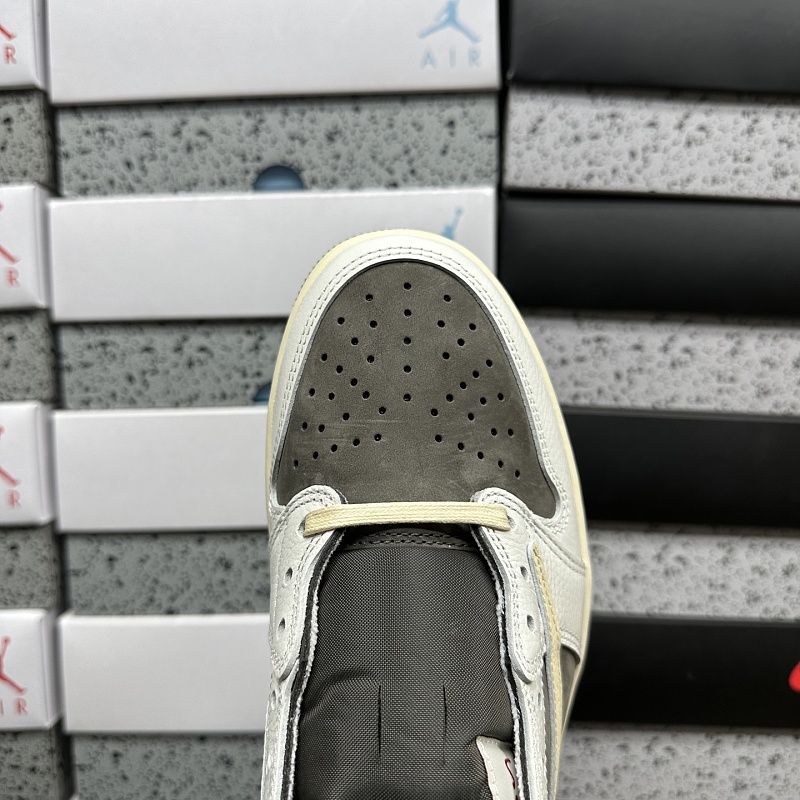 Nike Reverse Swoosh Sneakers 8