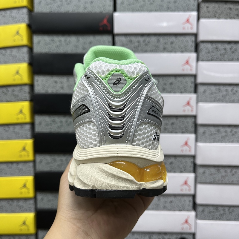 Kayano 12.1 1203A827-100 · 3