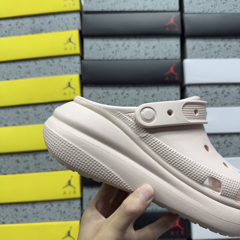 Crocs M3-m7 · 6