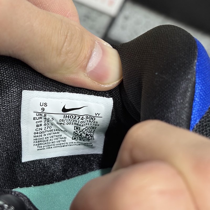 Jordan KB6 Sneakers