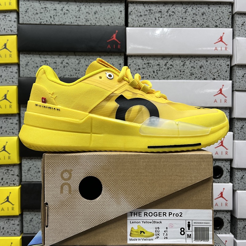 The Roger Pro2 M929282x153221 · 4