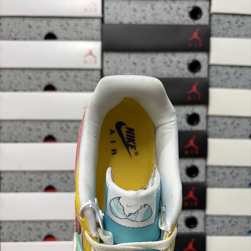 Air Force1 · 4