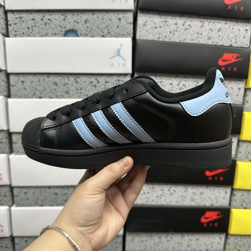 Superstar 8