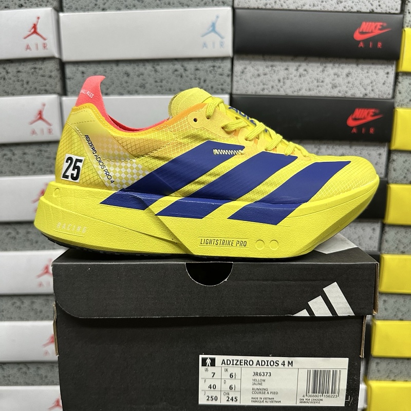 Adizero Adios 4M 10