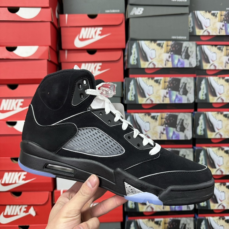 Jordan 5 Sneakers