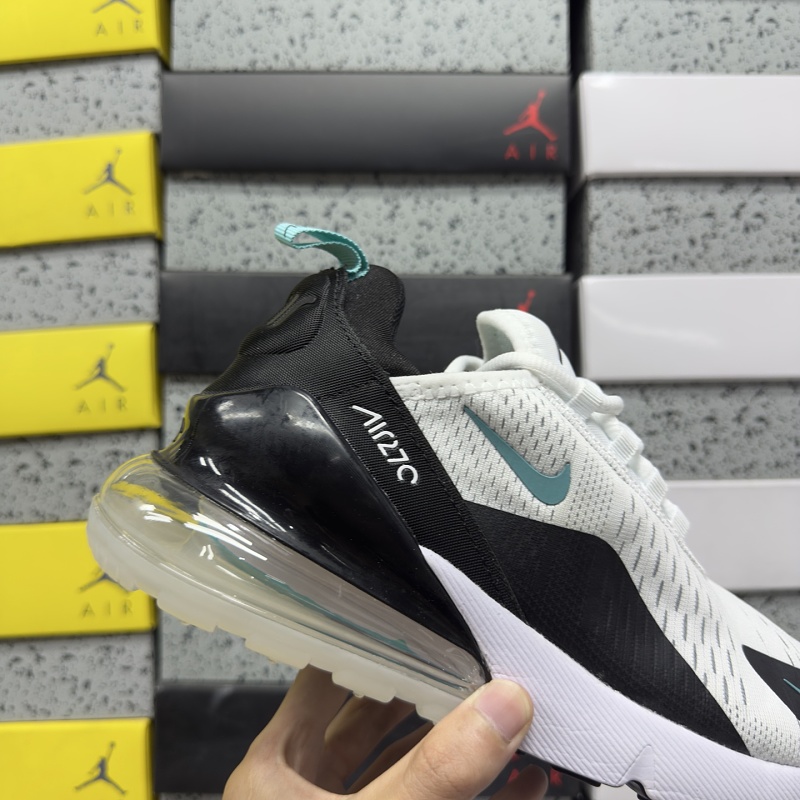 Air Max 270 6