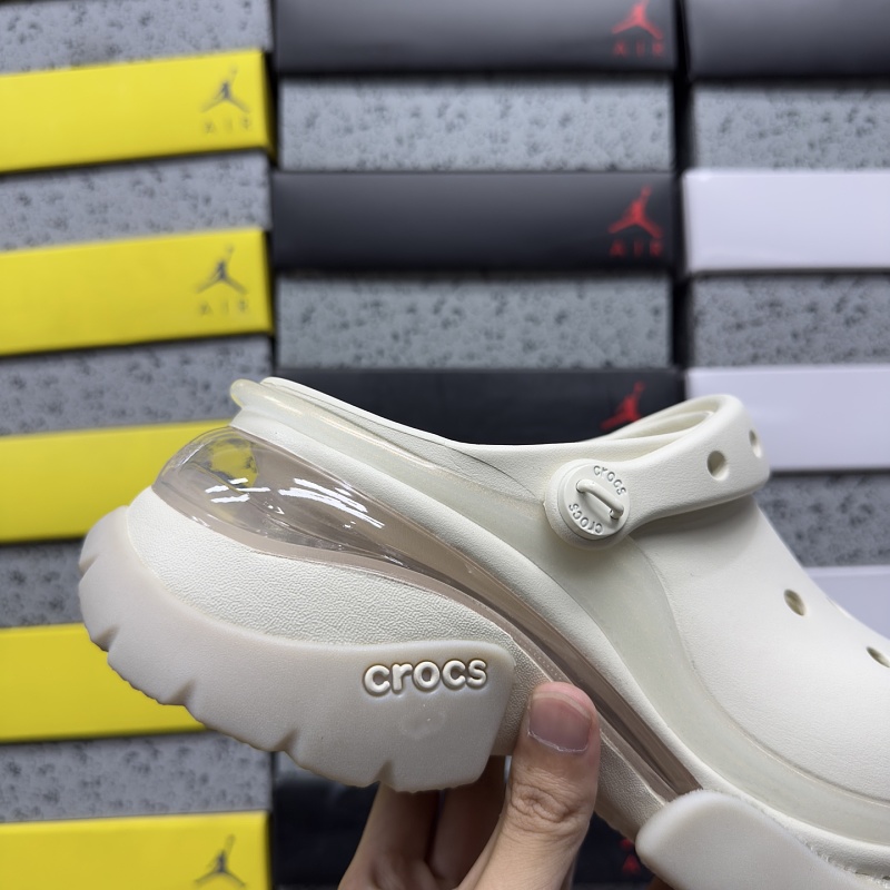 Crocs M3-m7 · 6