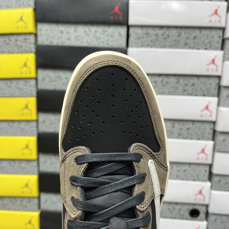 Jordan 1 Sneakers · 6