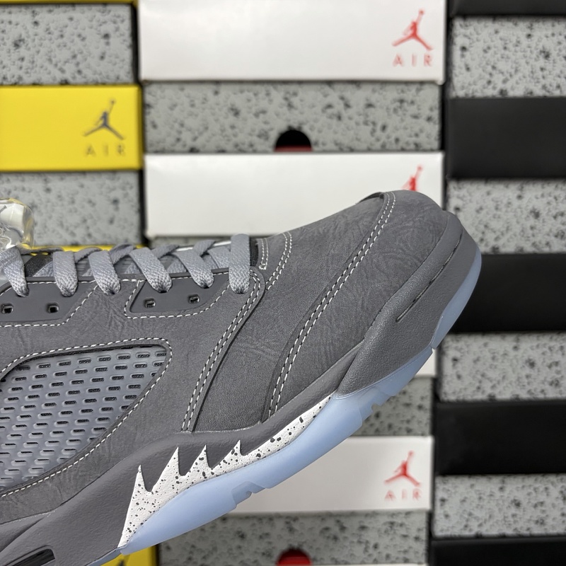 Jordan 5 Sneakers 9