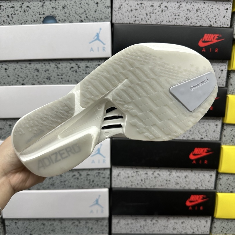 Adizero Adios 4M 2