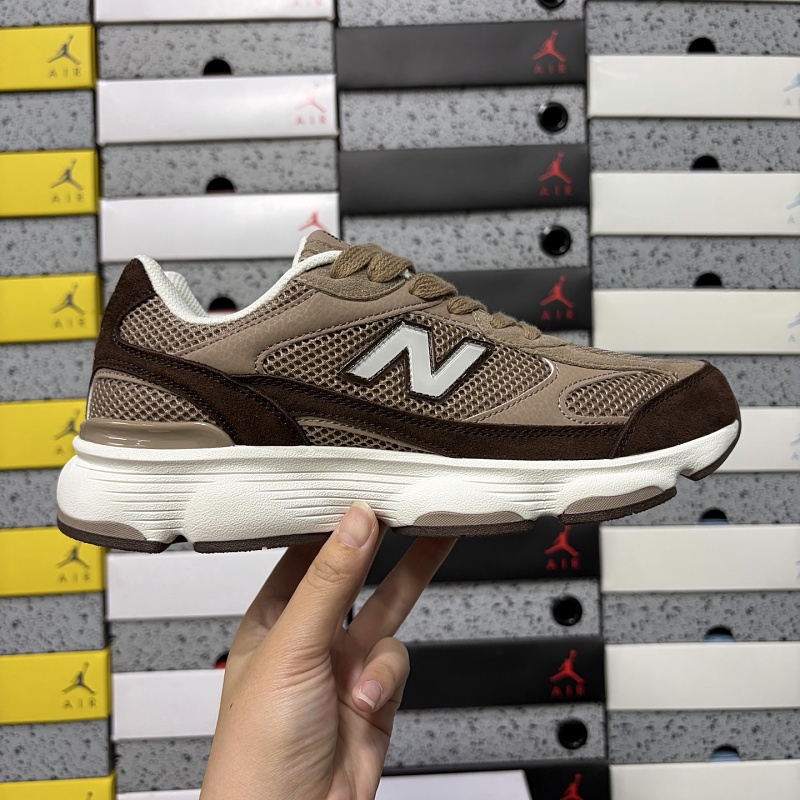New Balance 603 Sneakers 9
