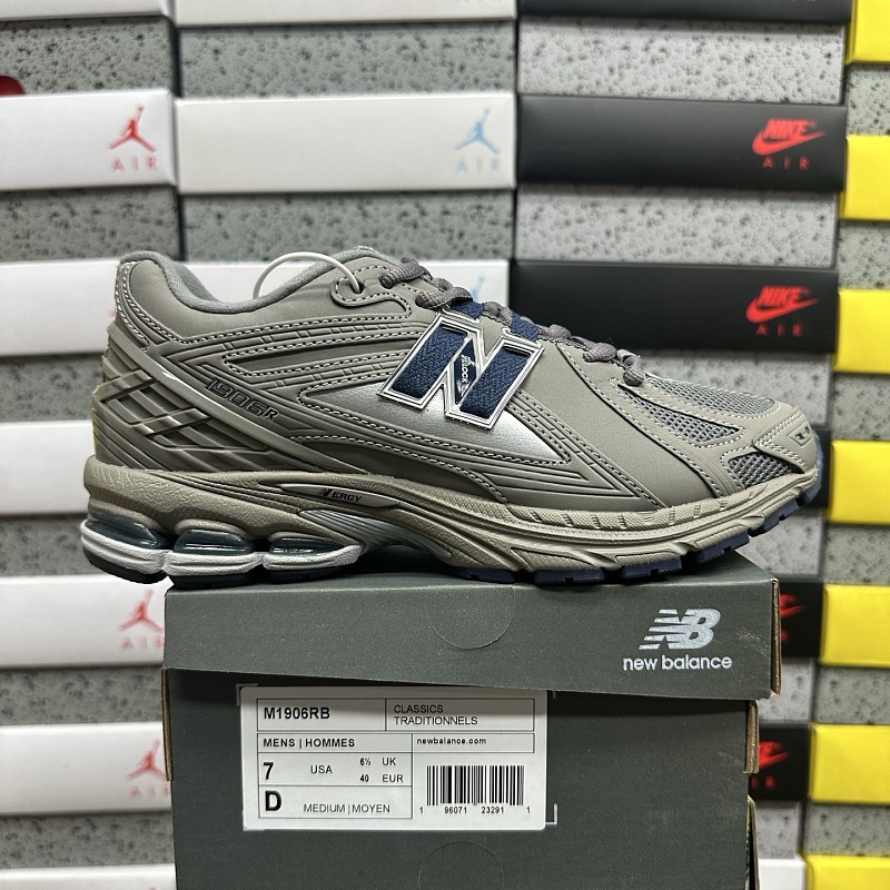 New Balance 1906 Sneakers 10