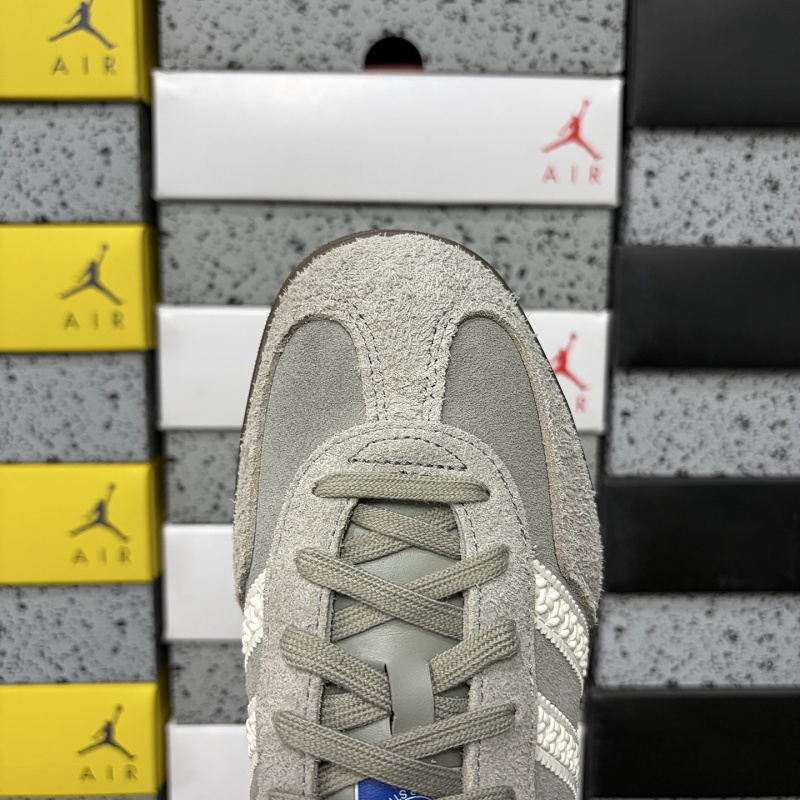 Gazelle Indoor 8